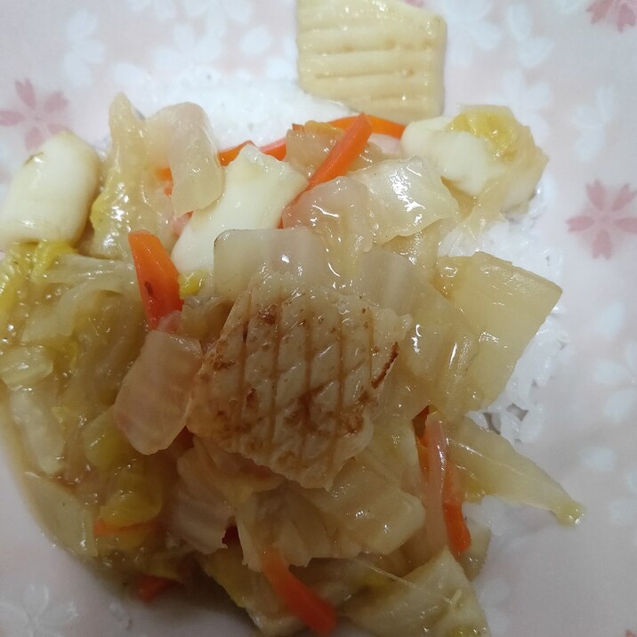 冷凍イカの中華丼
